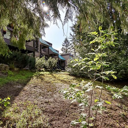 Whiski Jack Creekside Apartamento Whistler Exterior foto